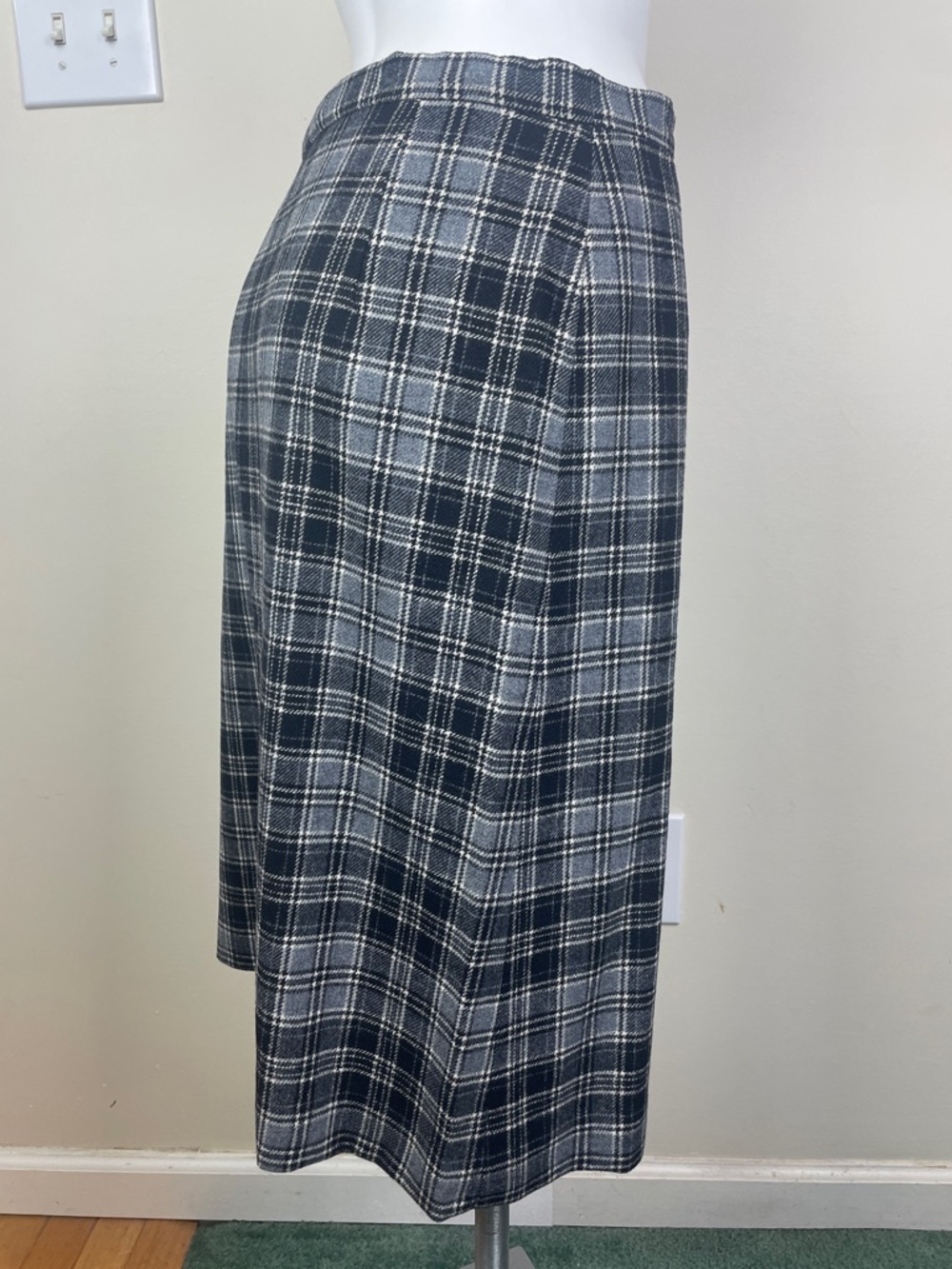 Vintage Pendleton Authentic Drummond Grey Tartan Plaid Wool A-line Midi